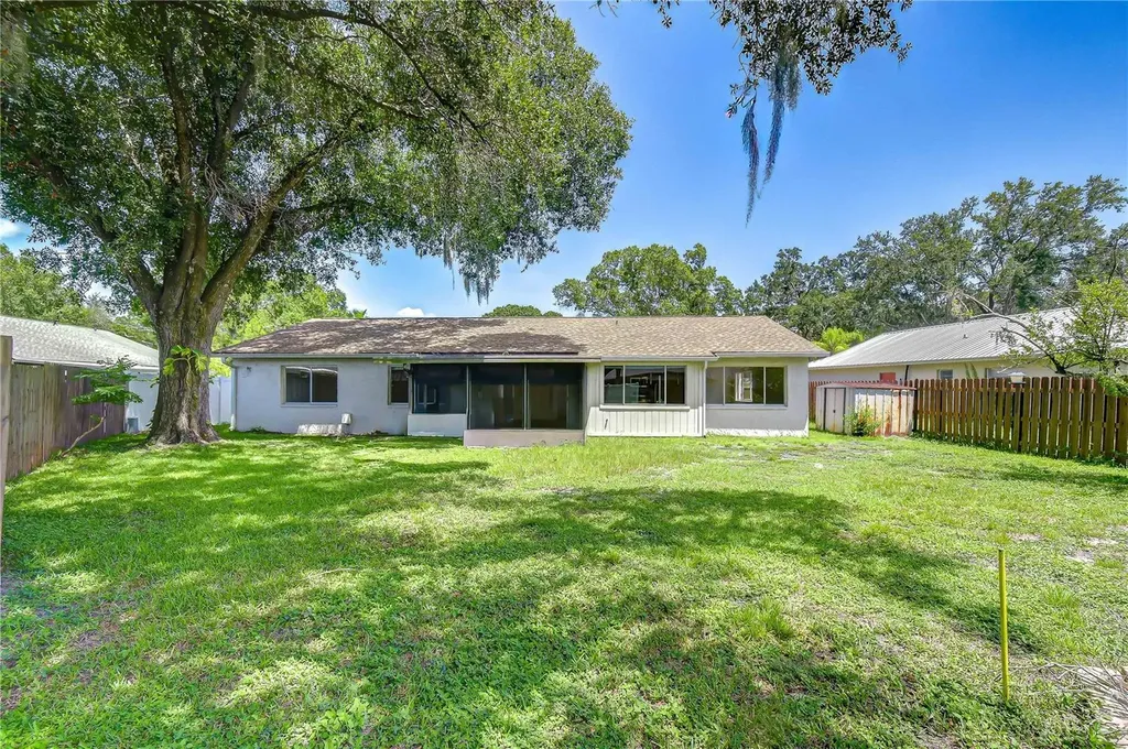 14012 Cascade Lane Tampa FL 33618