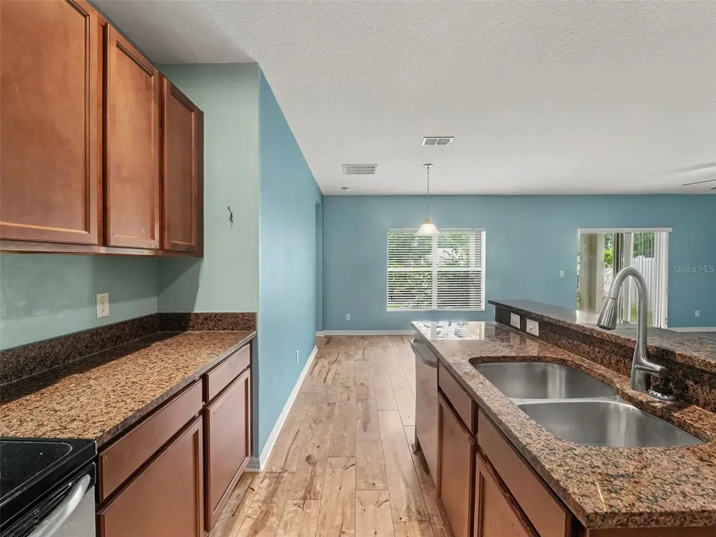 1407 Marsh Meadow Lane Davenport FL 33896