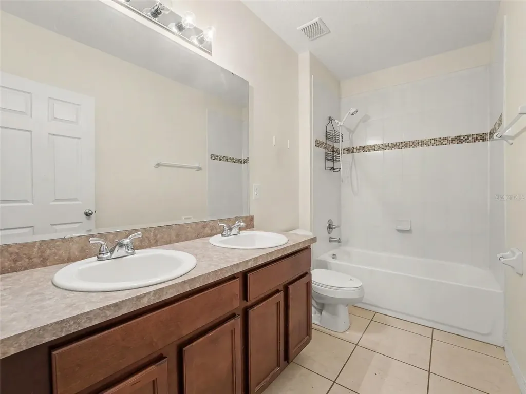 1407 Marsh Meadow Lane Davenport FL 33896