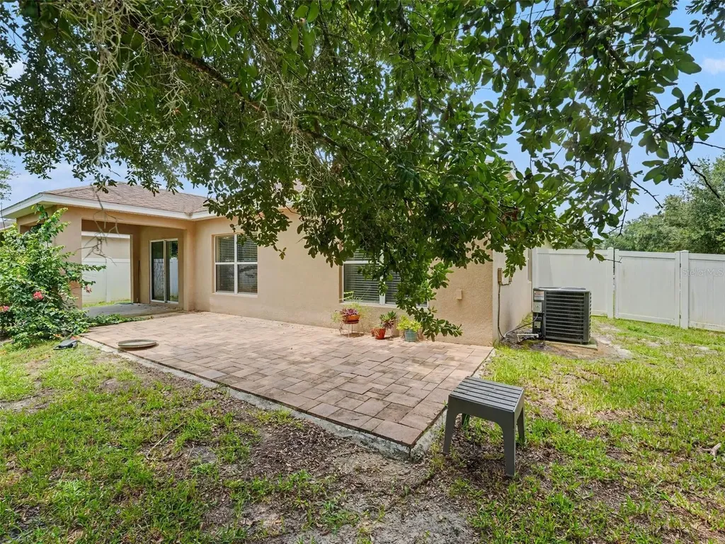 1407 Marsh Meadow Lane Davenport FL 33896