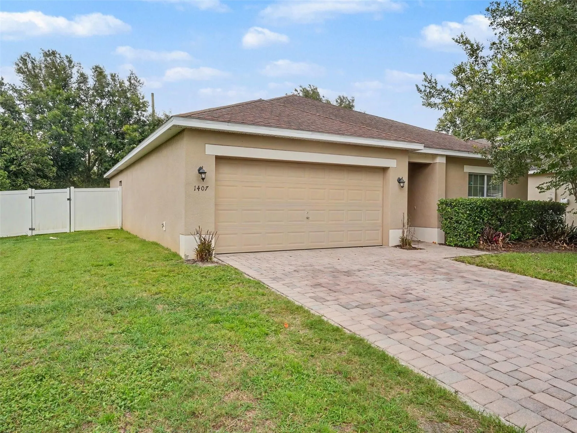 1407 Marsh Meadow Lane Davenport FL 33896