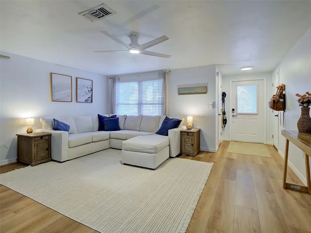 1439 Strada D Oro Venice FL 34292