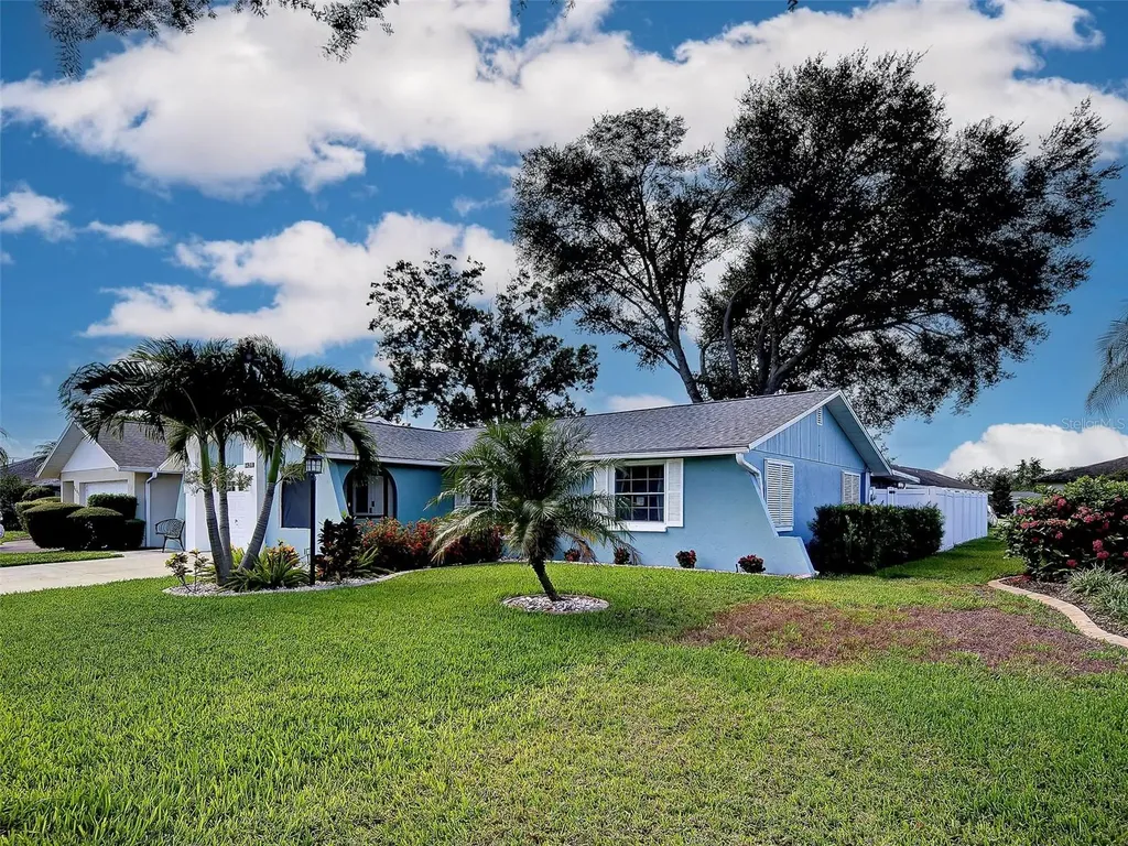 1439 Strada D Oro Venice FL 34292