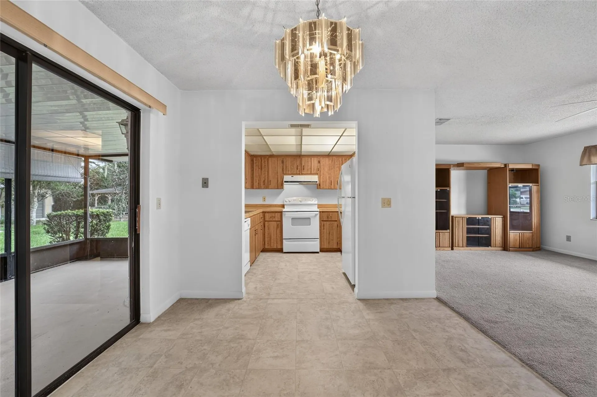 610 Fourth Avenue Lady Lake FL 32159