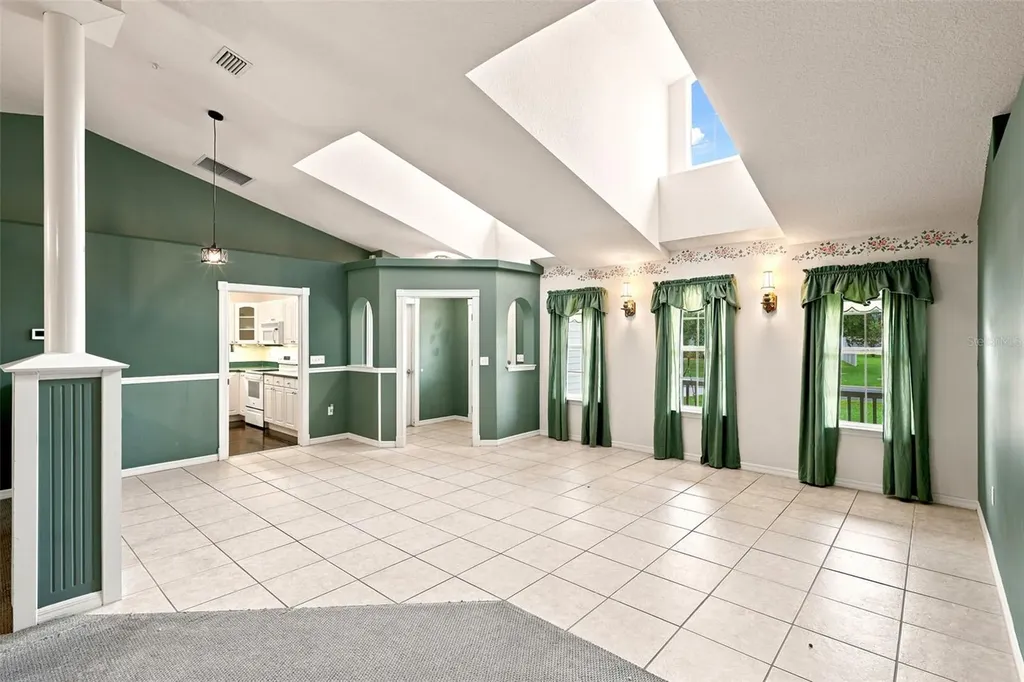 3 Eastgate Lane Palm Coast FL 32164