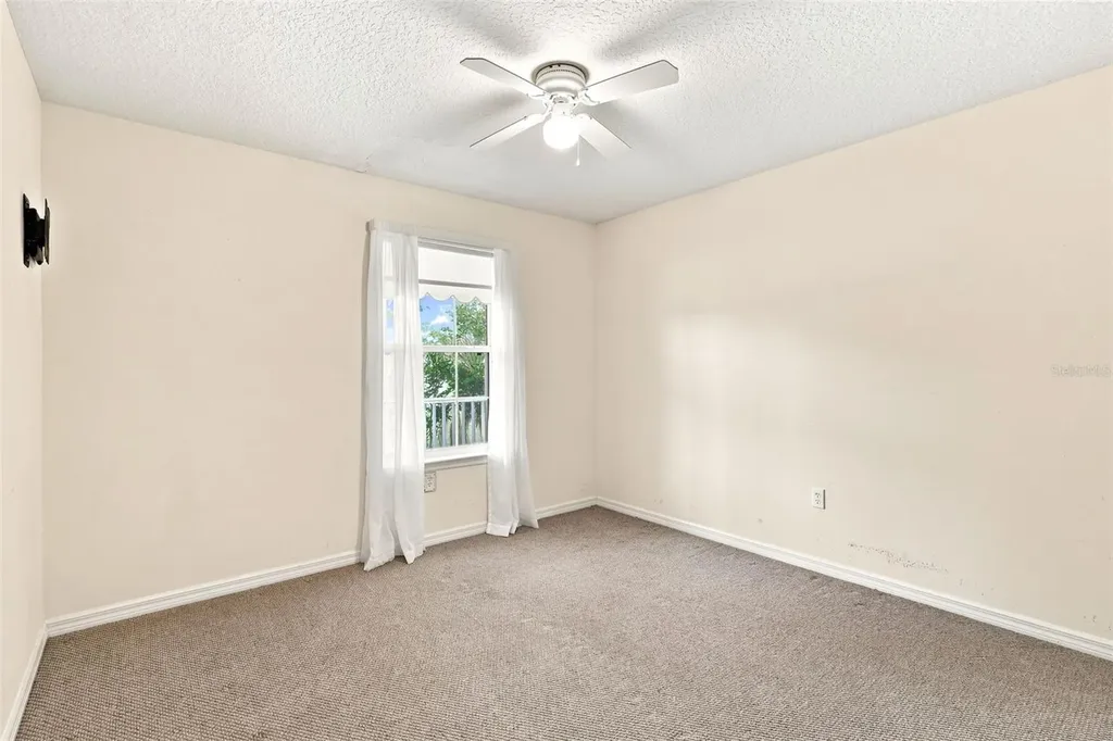 3 Eastgate Lane Palm Coast FL 32164