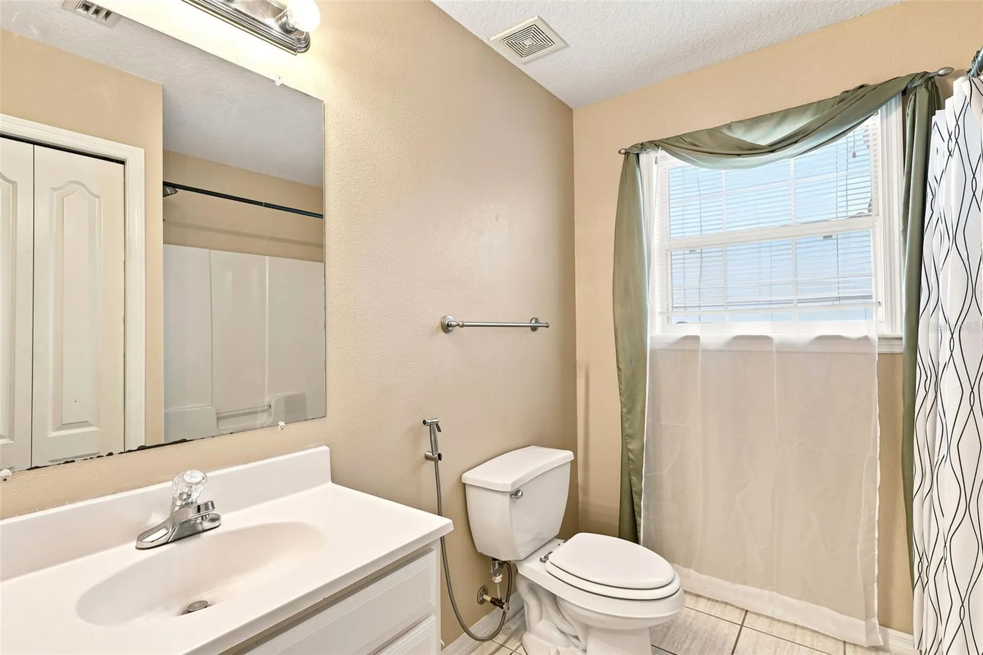 3 Eastgate Lane Palm Coast FL 32164