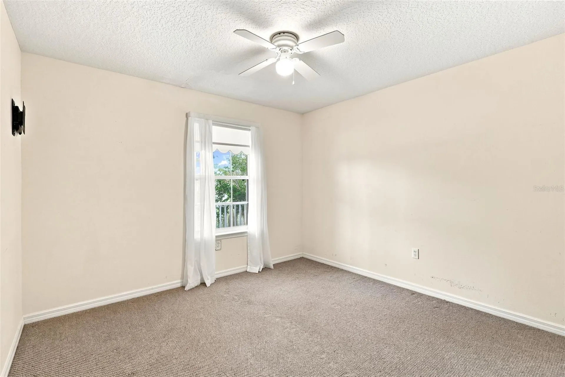 3 Eastgate Lane Palm Coast FL 32164