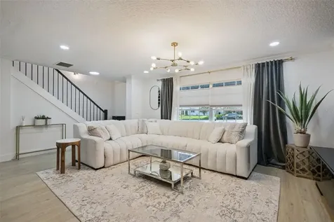 3237 Kew Gardens Lane Orlando FL 32812