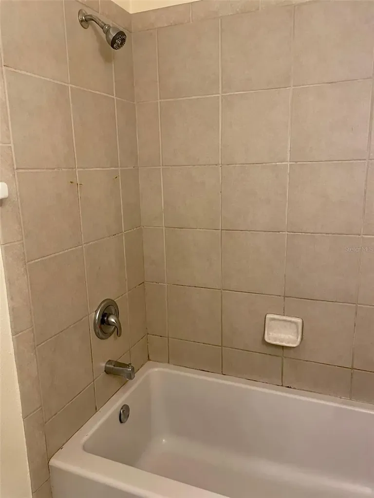 2745 Hidden Lake Boulevard Sarasota FL 34237