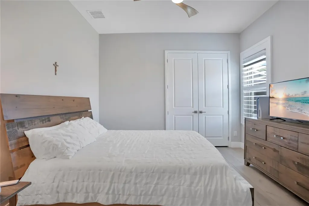 19240 Lansdowne Street Orlando FL 32833