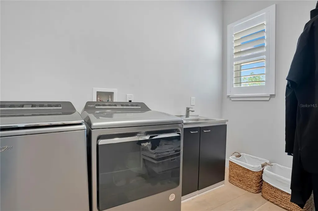 19240 Lansdowne Street Orlando FL 32833