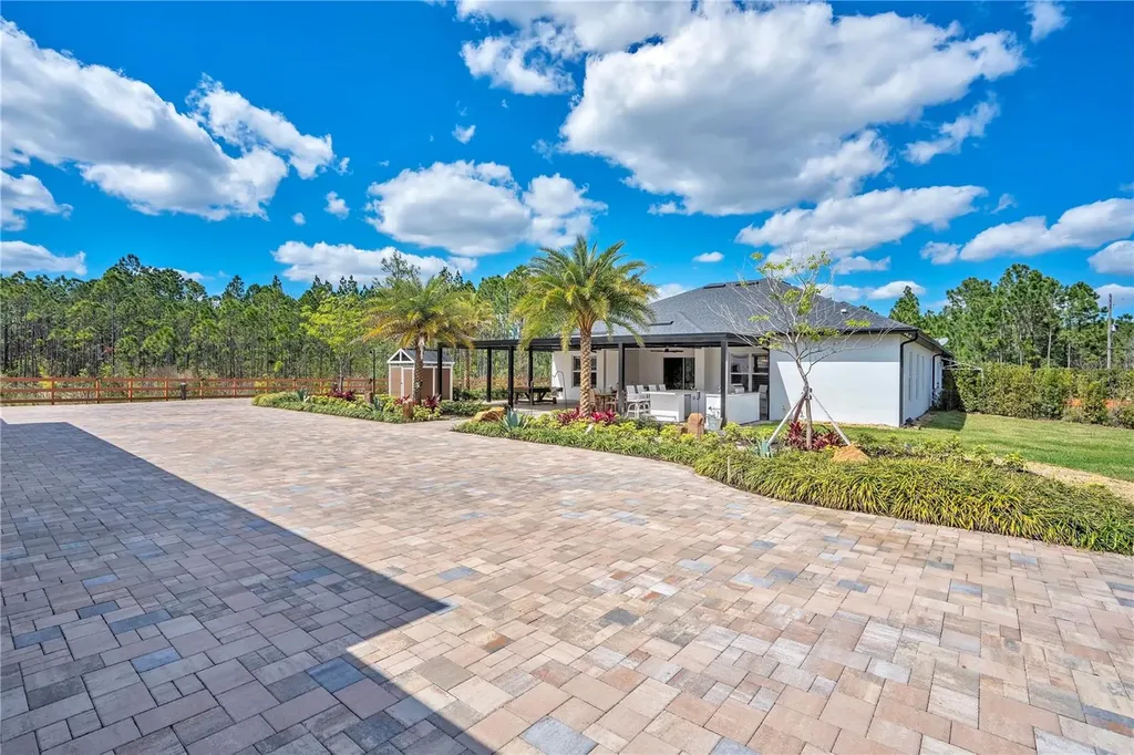 19240 Lansdowne Street Orlando FL 32833