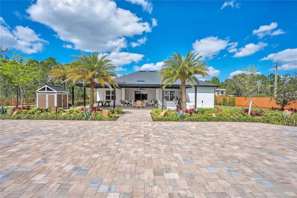 19240 Lansdowne Street Orlando FL 32833
