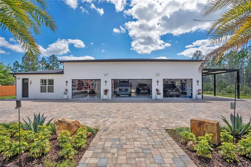 19240 Lansdowne Street Orlando FL 32833