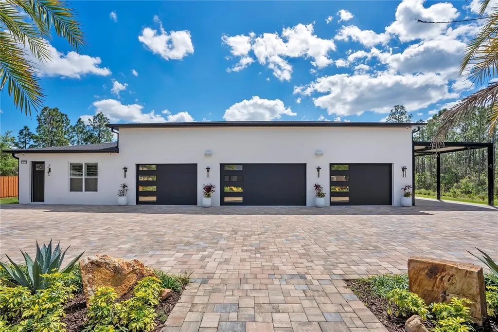 19240 Lansdowne Street Orlando FL 32833
