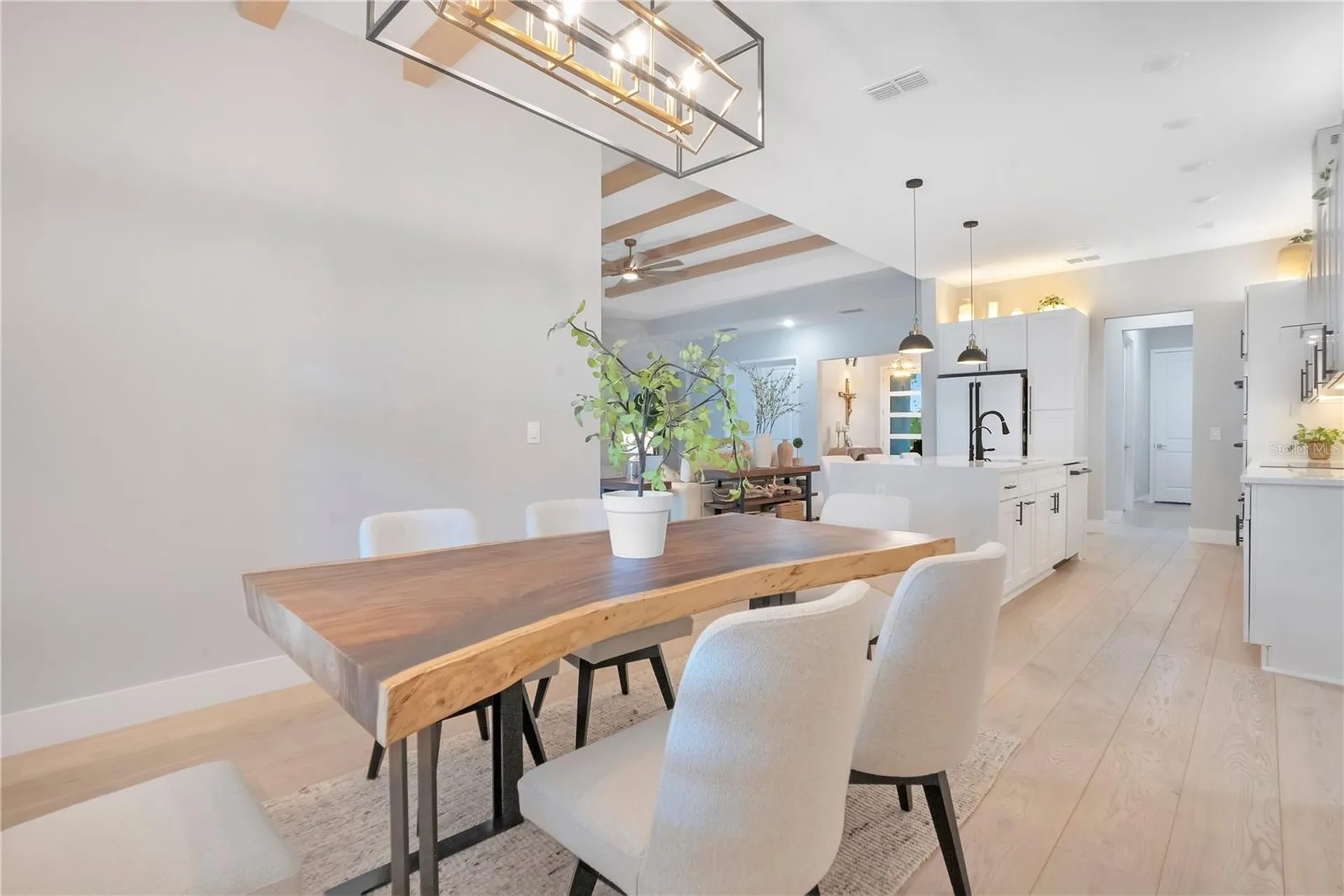 19240 Lansdowne Street Orlando FL 32833
