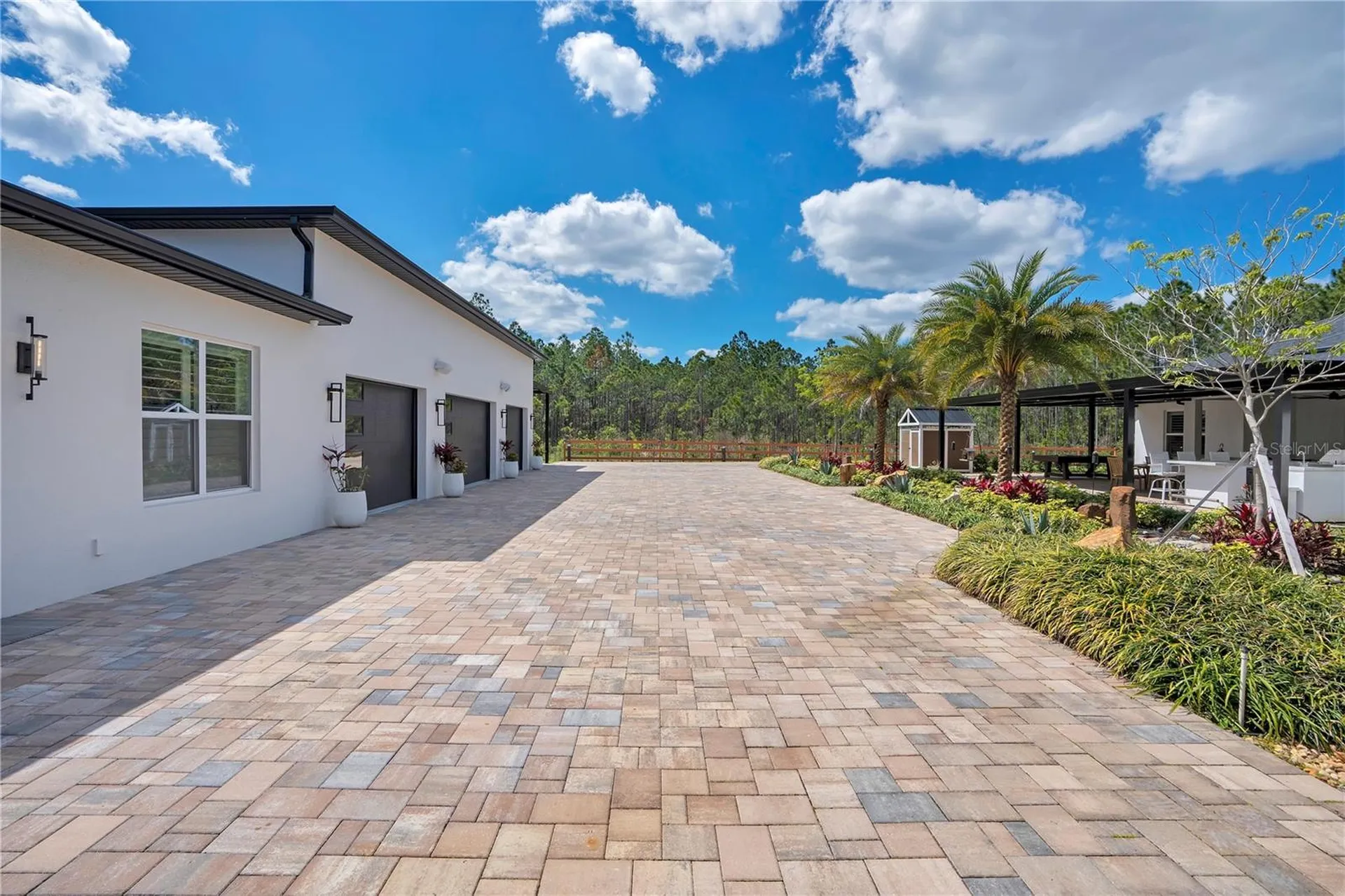 19240 Lansdowne Street Orlando FL 32833