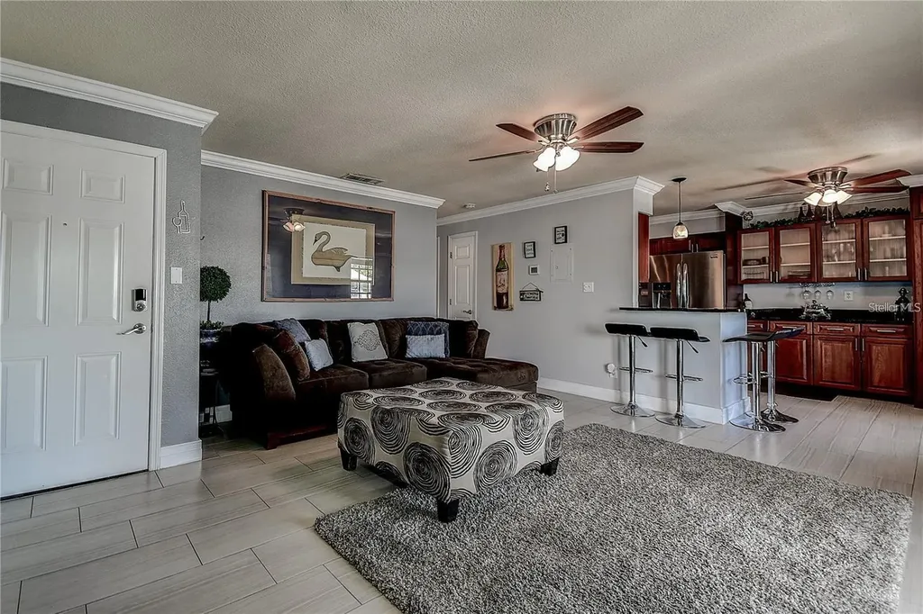 5111 Coquina Key Drive SE St Petersburg FL 33705