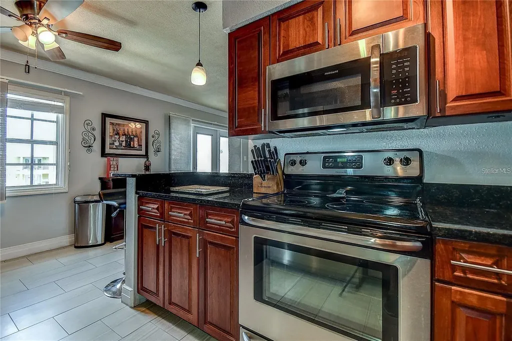 5111 Coquina Key Drive SE St Petersburg FL 33705