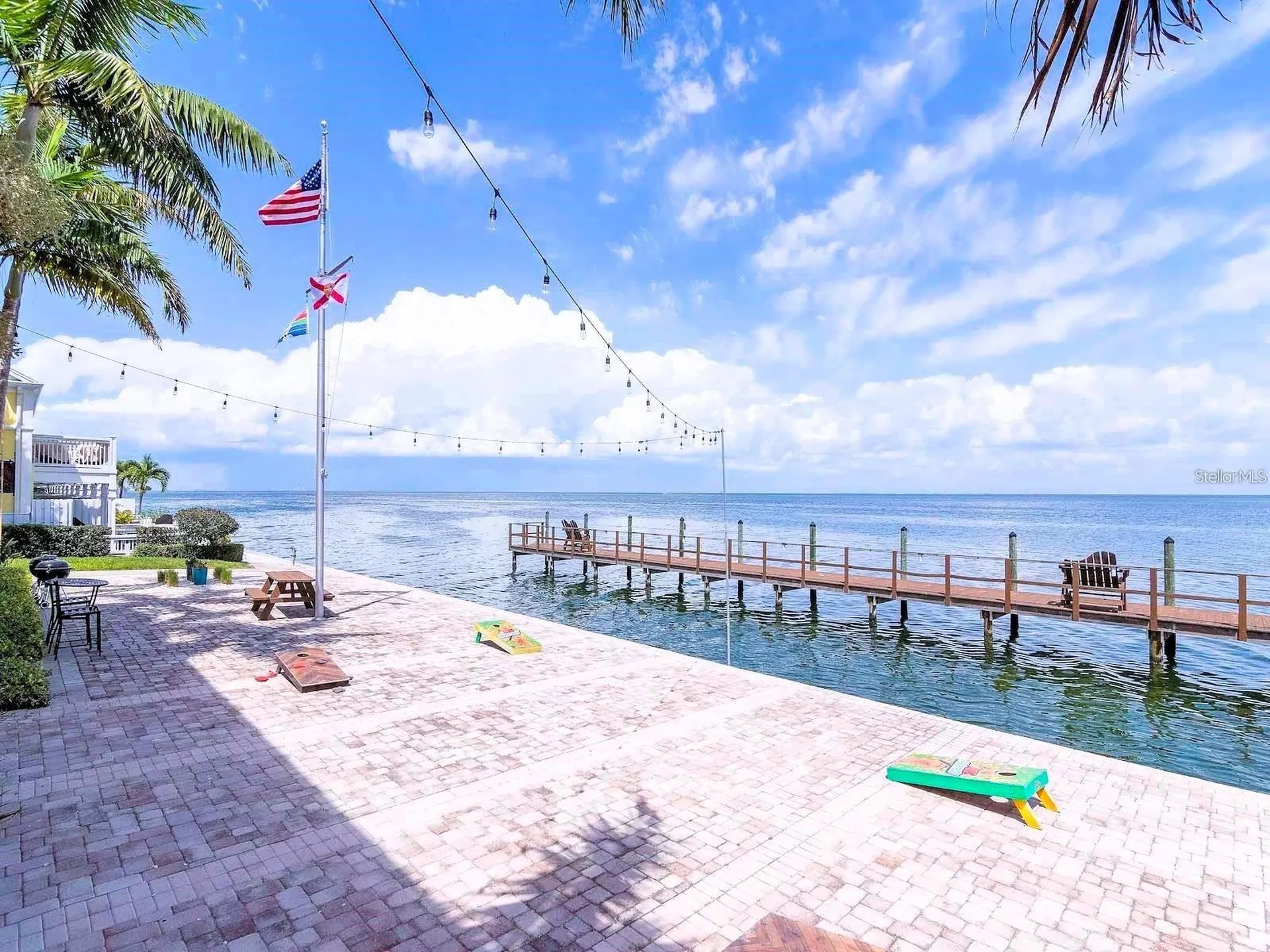 5111 Coquina Key Drive SE St Petersburg FL 33705