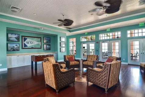 5111 Coquina Key Drive SE St Petersburg FL 33705