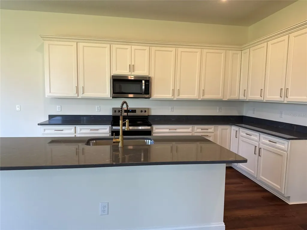 16645 Lone Oak Circle Orlando FL 32832