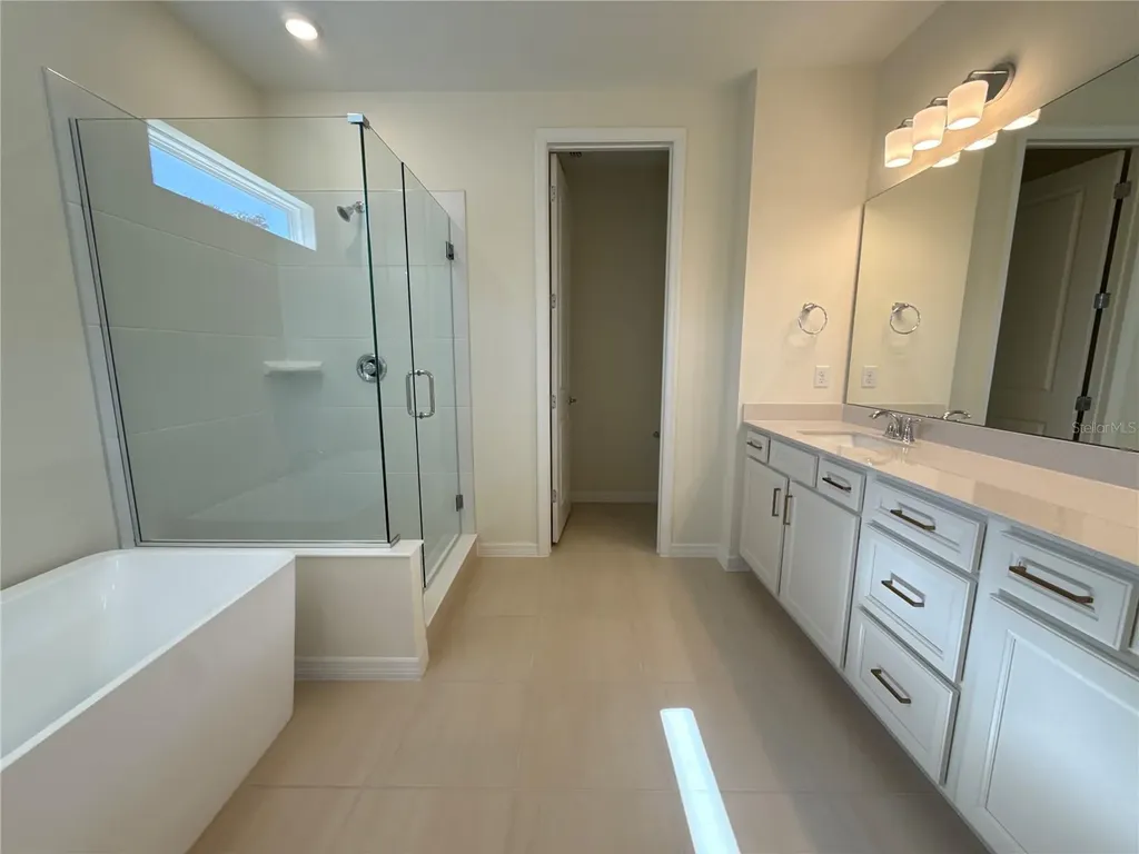 16645 Lone Oak Circle Orlando FL 32832