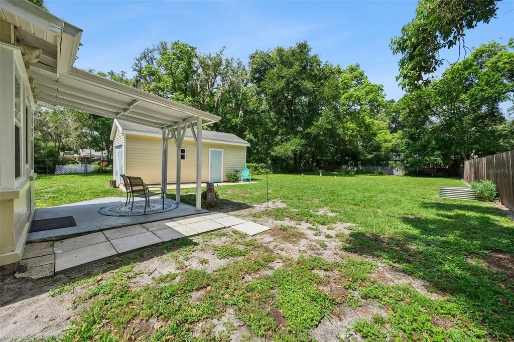 2012 S Palmetto Avenue Sanford FL 32771