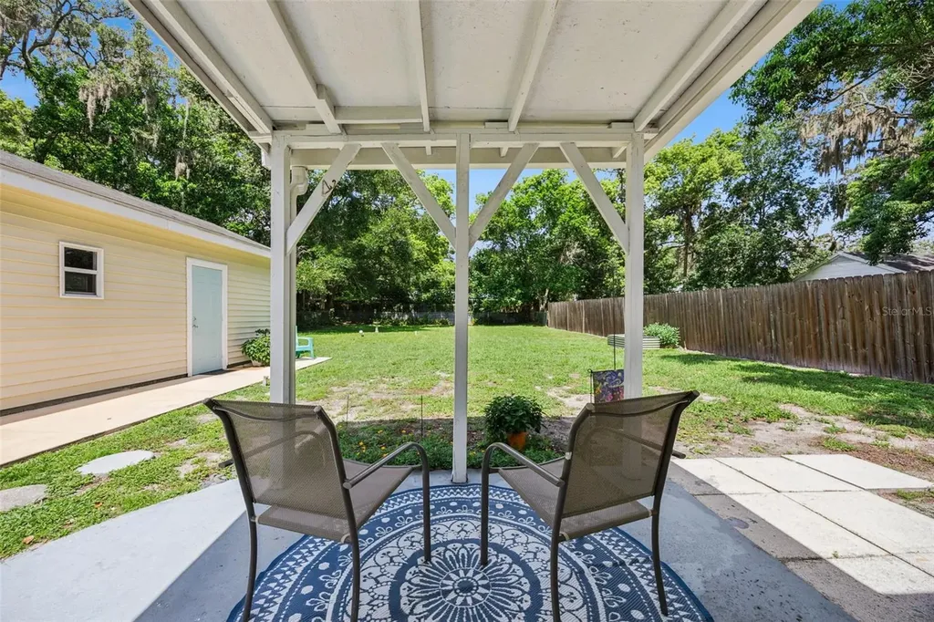 2012 S Palmetto Avenue Sanford FL 32771