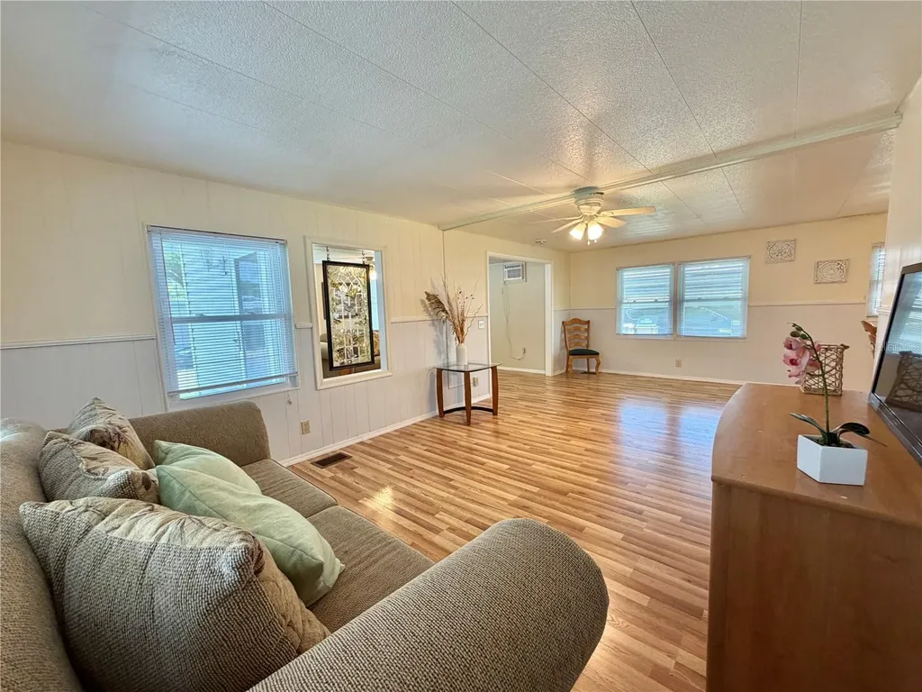 115 Gardenia Way Leesburg FL 34748