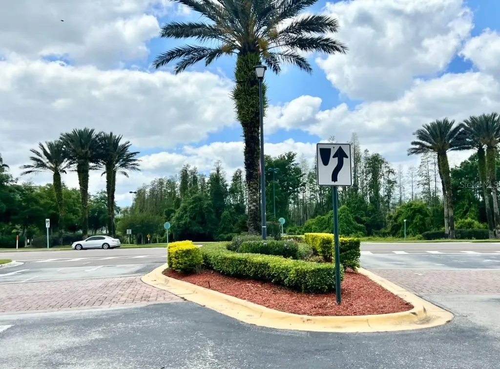 18469 Bridle Club Drive Tampa FL 33647