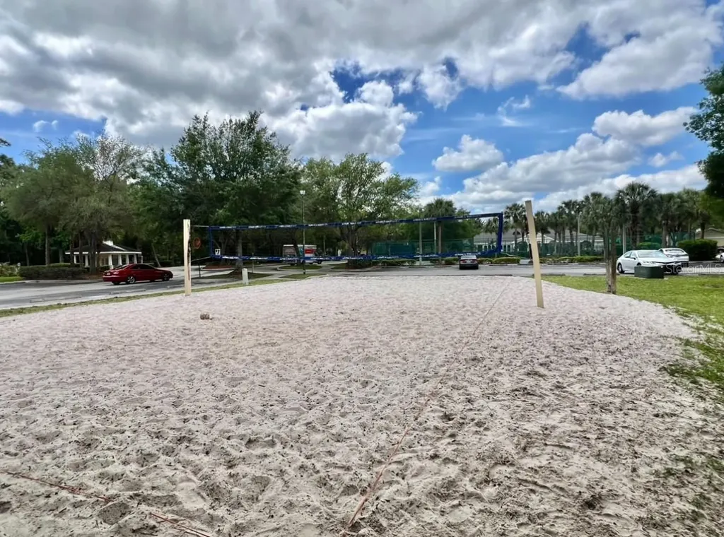 18469 Bridle Club Drive Tampa FL 33647
