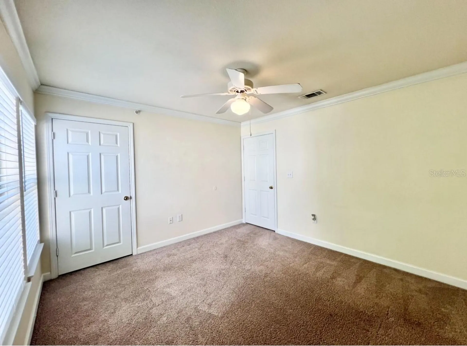18469 Bridle Club Drive Tampa FL 33647