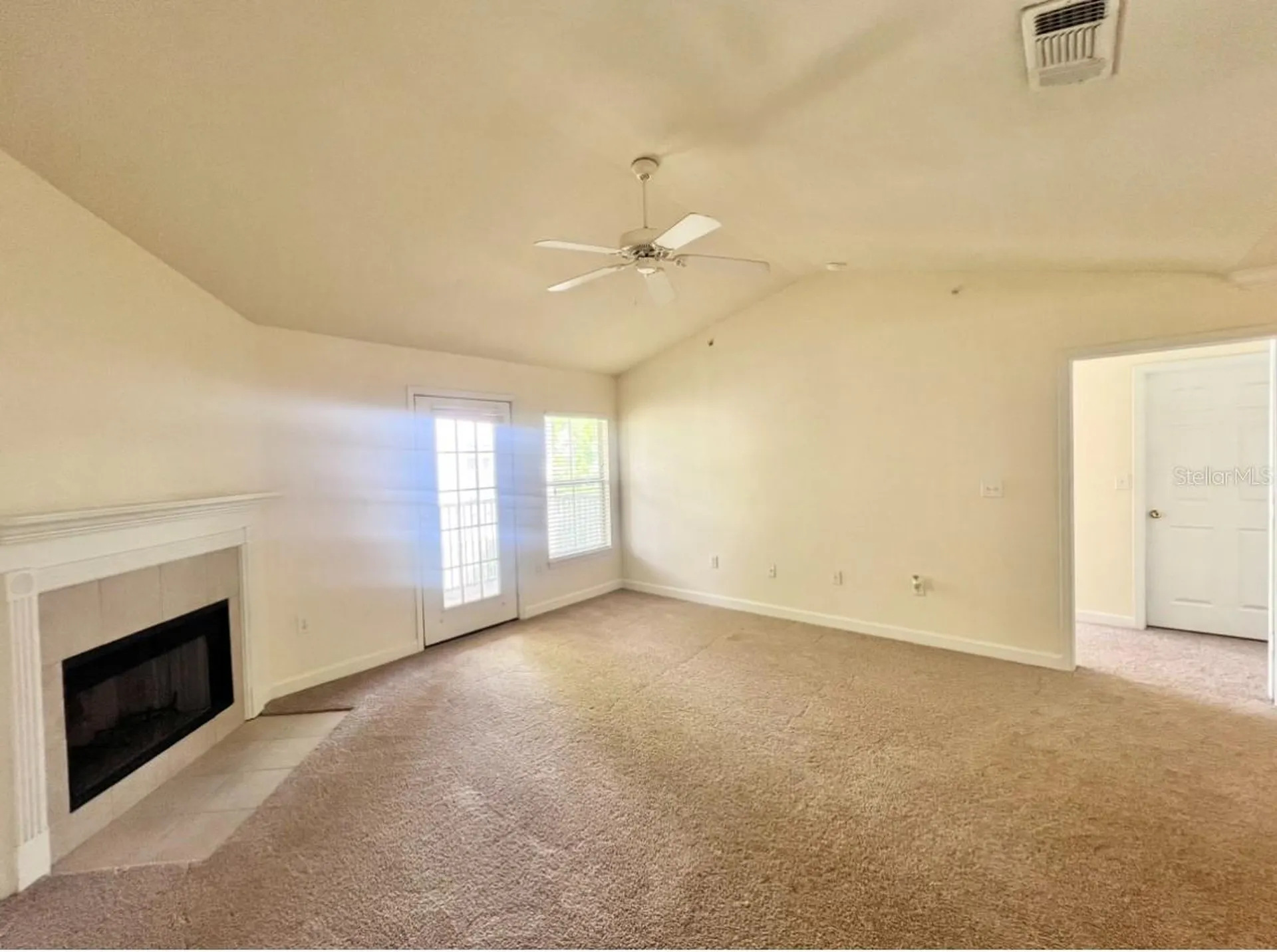 18469 Bridle Club Drive Tampa FL 33647