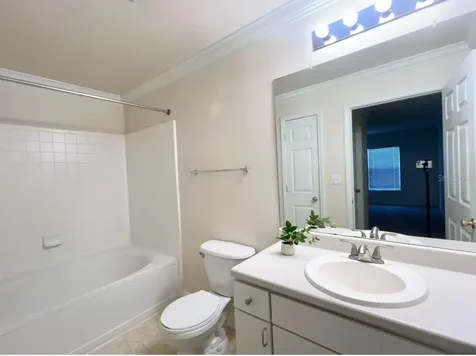 18469 Bridle Club Drive Tampa FL 33647