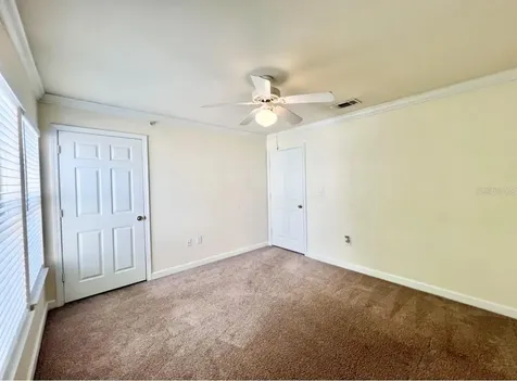 18469 Bridle Club Drive Tampa FL 33647