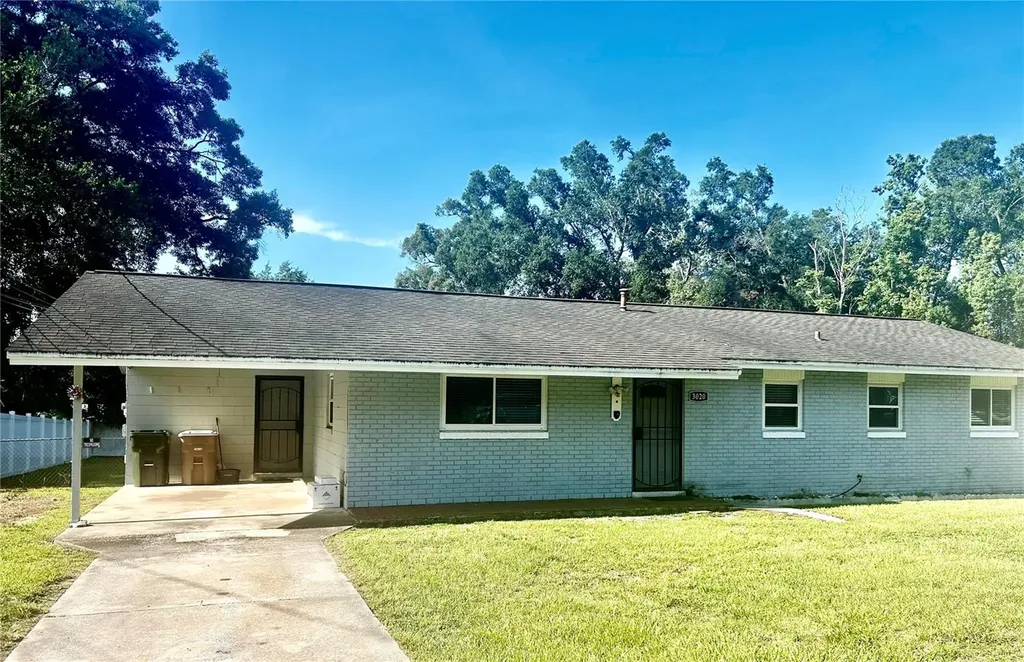 3020 SE 11th Street Ocala FL 34471