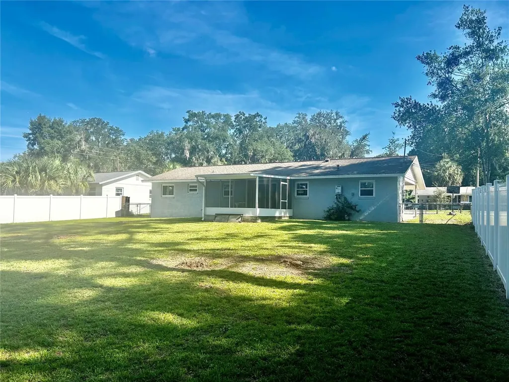 3020 SE 11th Street Ocala FL 34471