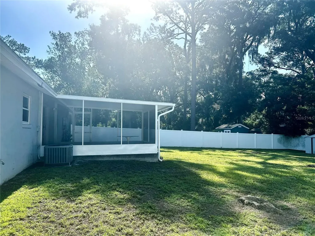 3020 SE 11th Street Ocala FL 34471