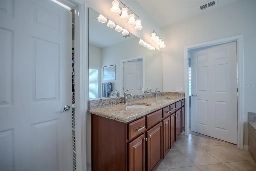 9160 SW 70th Loop Ocala FL 34481