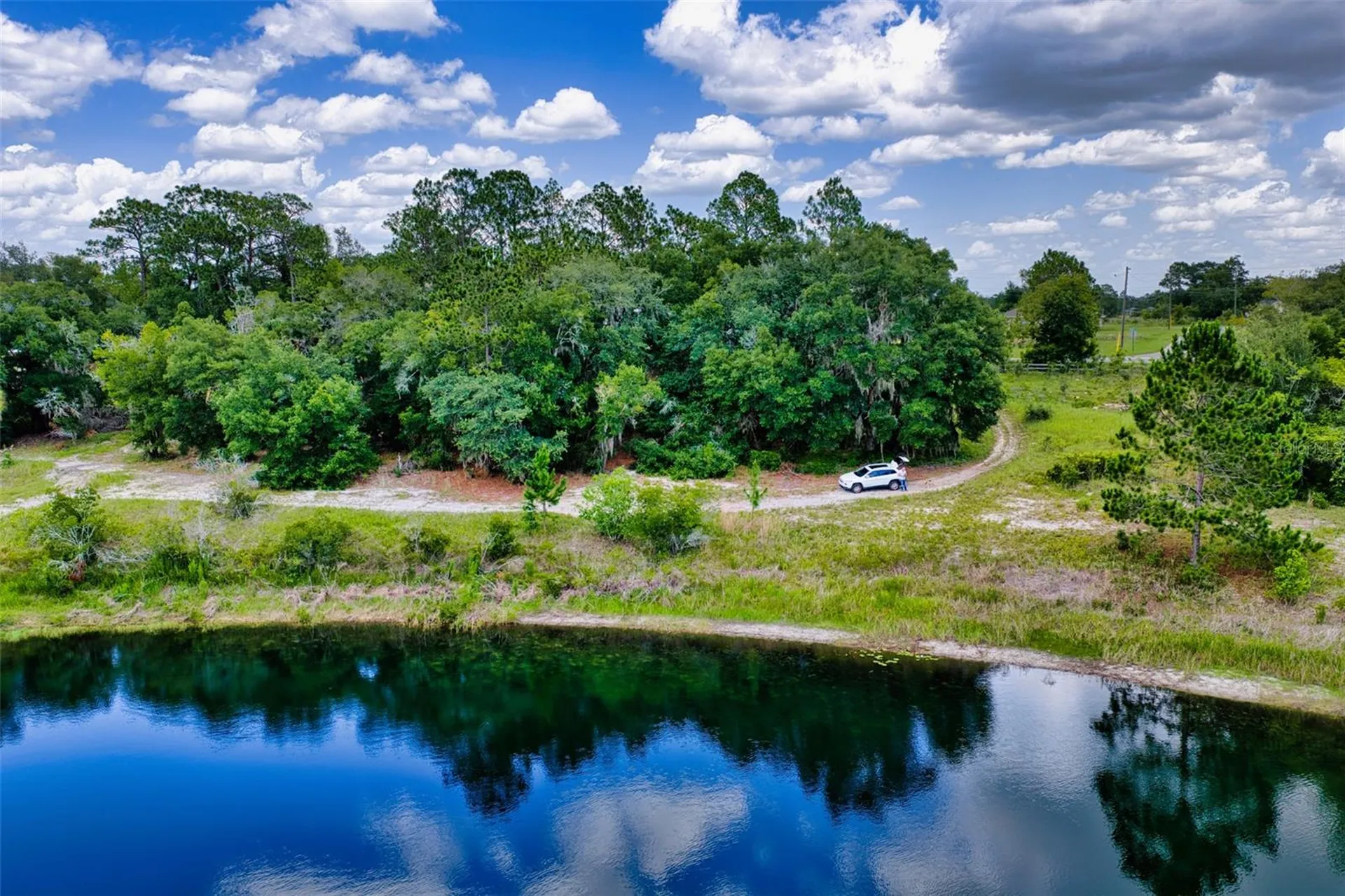 Malauka Loop Ocklawaha FL 32179