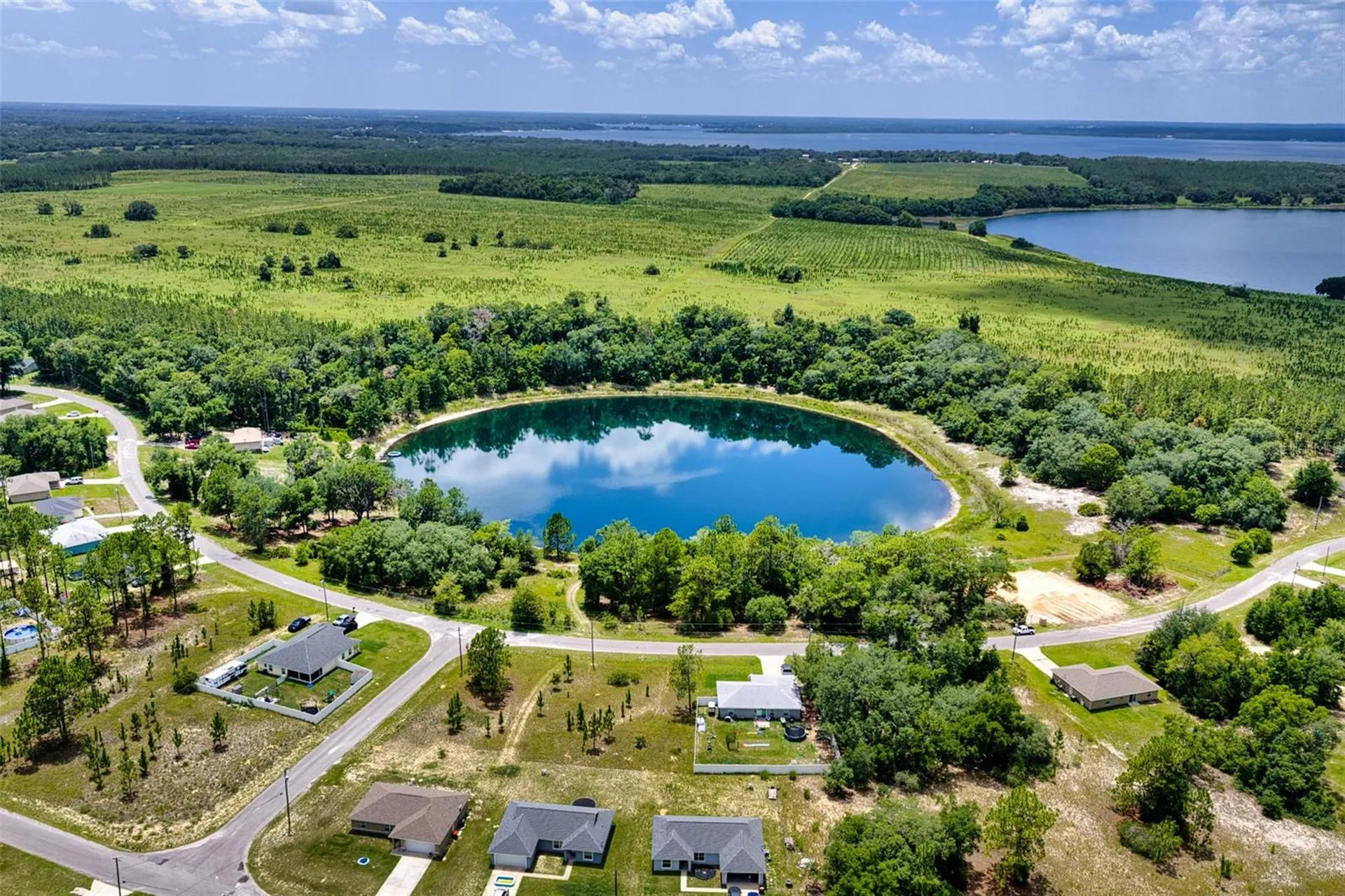 Malauka Loop Ocklawaha FL 32179