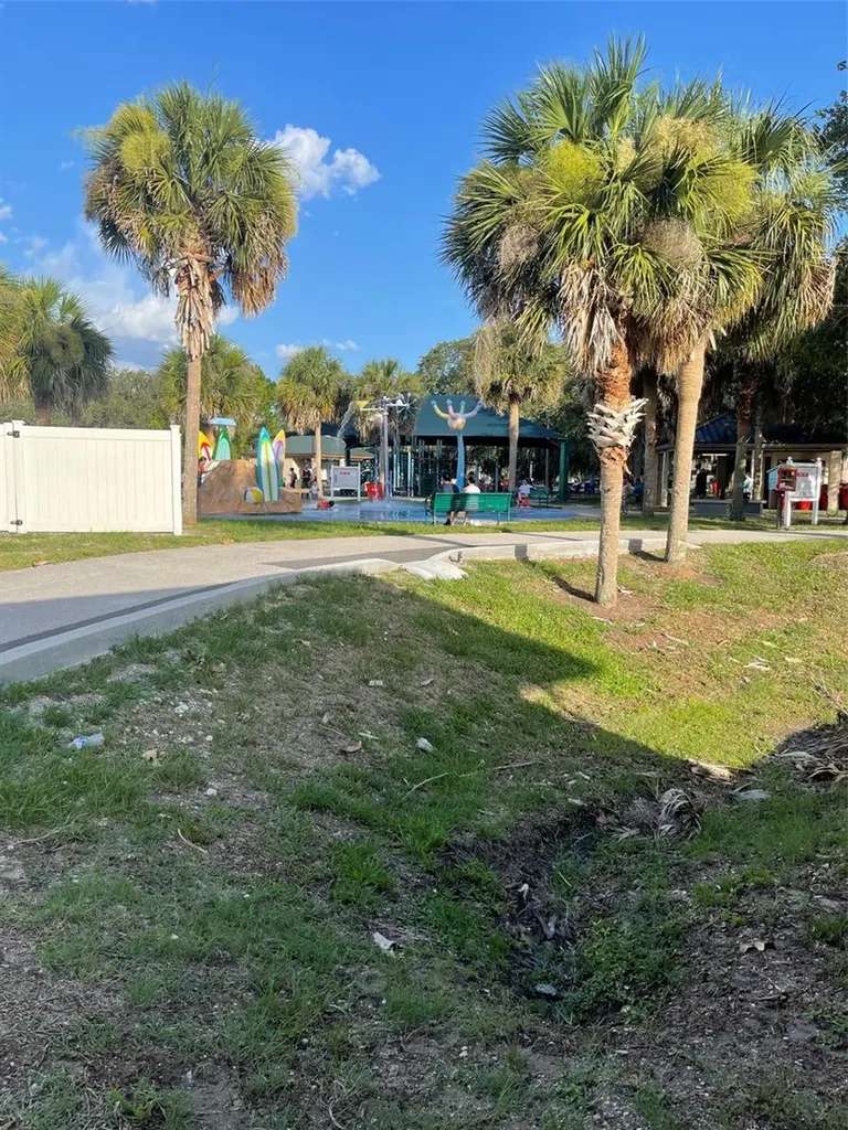 437 Carolina Avenue St Cloud FL 34769