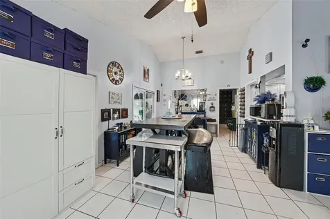 2250 Springwood Cir W Clearwater FL 33763