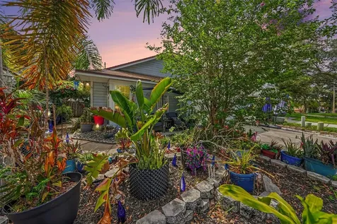 2250 Springwood Cir W Clearwater FL 33763