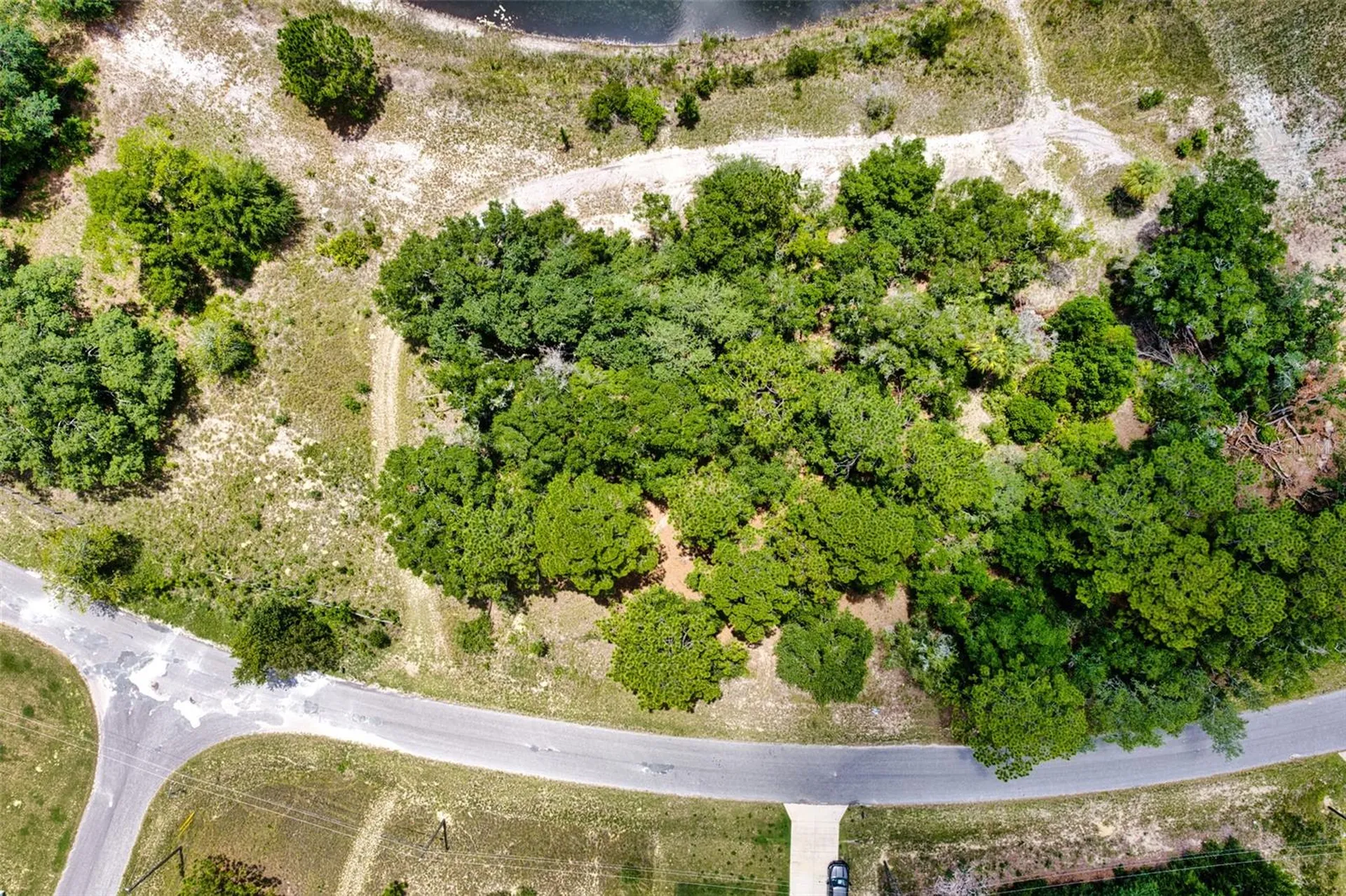 Malauka Loop Ocklawaha FL 32179