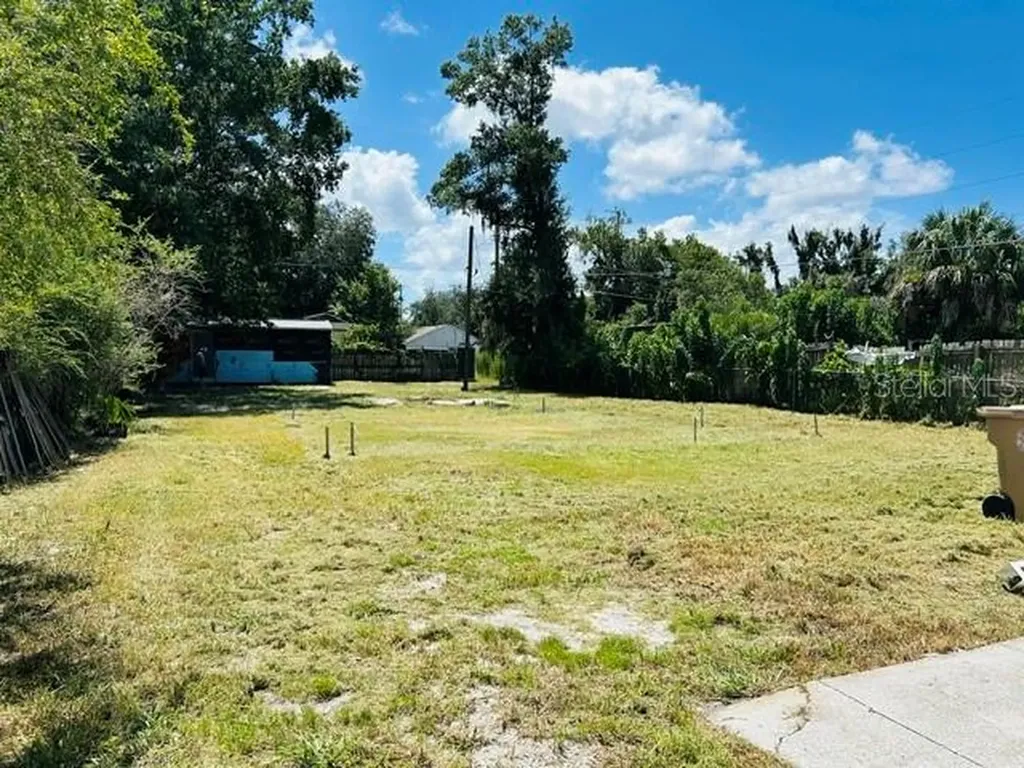 1493 Tallahassee Boulevard Intercession City FL 33848