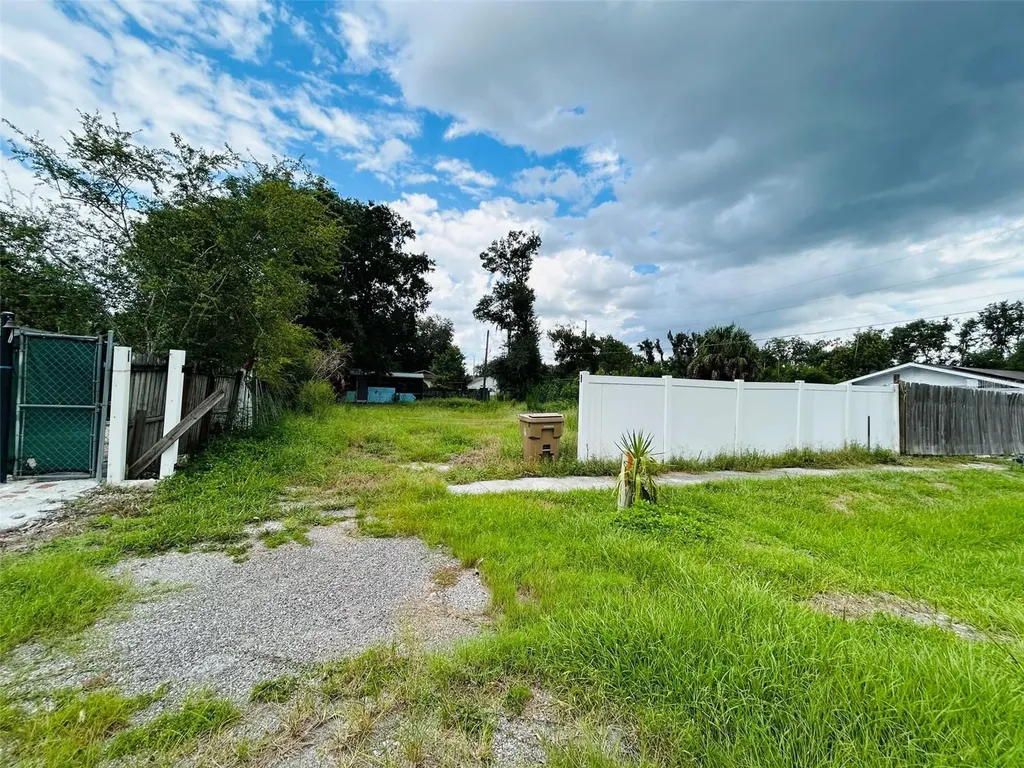1493 Tallahassee Boulevard Intercession City FL 33848