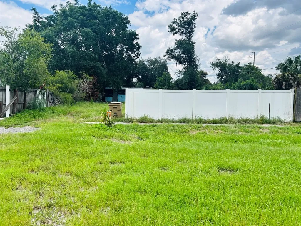 1493 Tallahassee Boulevard Intercession City FL 33848